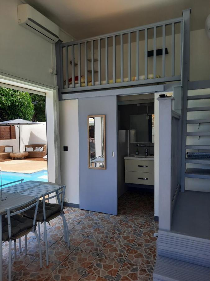 Studio Avec Piscine Privee, Idealement Situe Saint-Claude Exterior photo