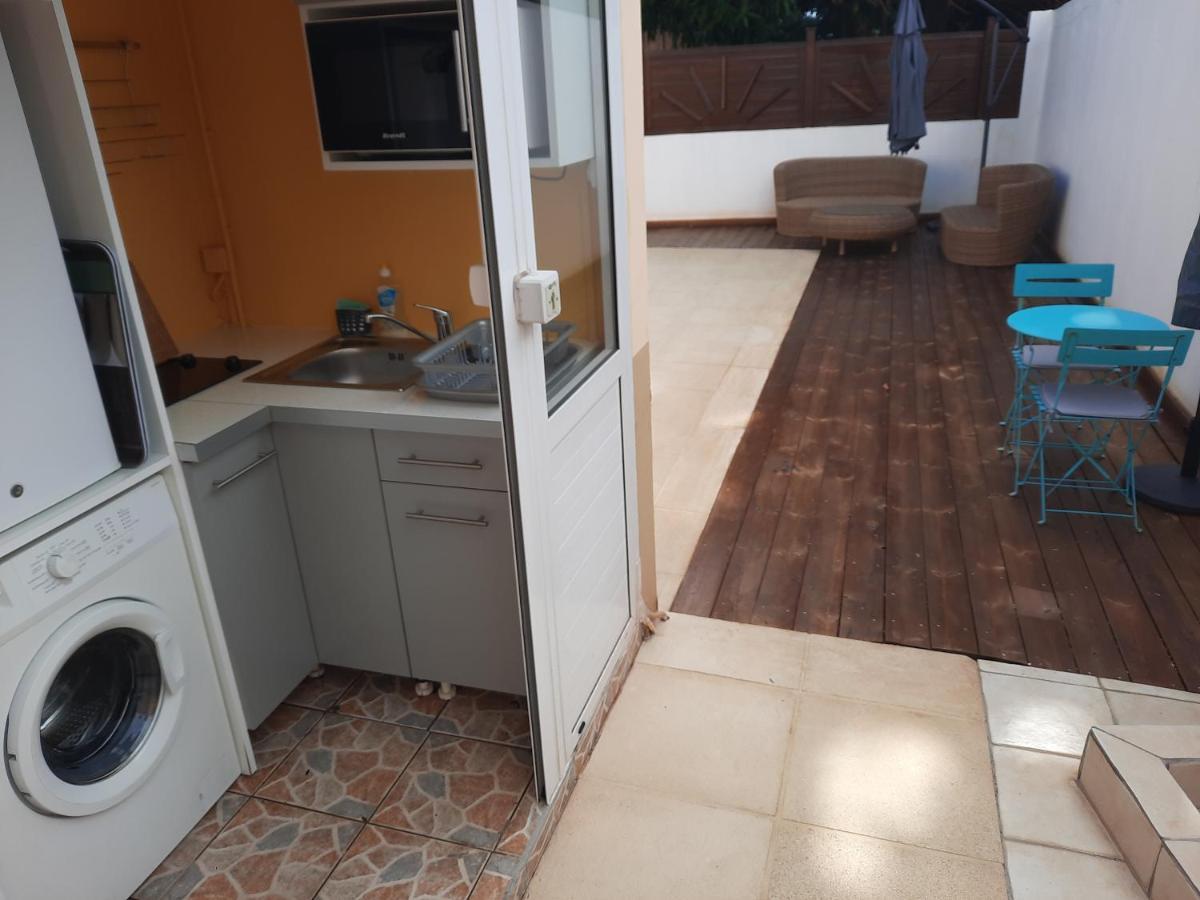 Studio Avec Piscine Privee, Idealement Situe Saint-Claude Exterior photo