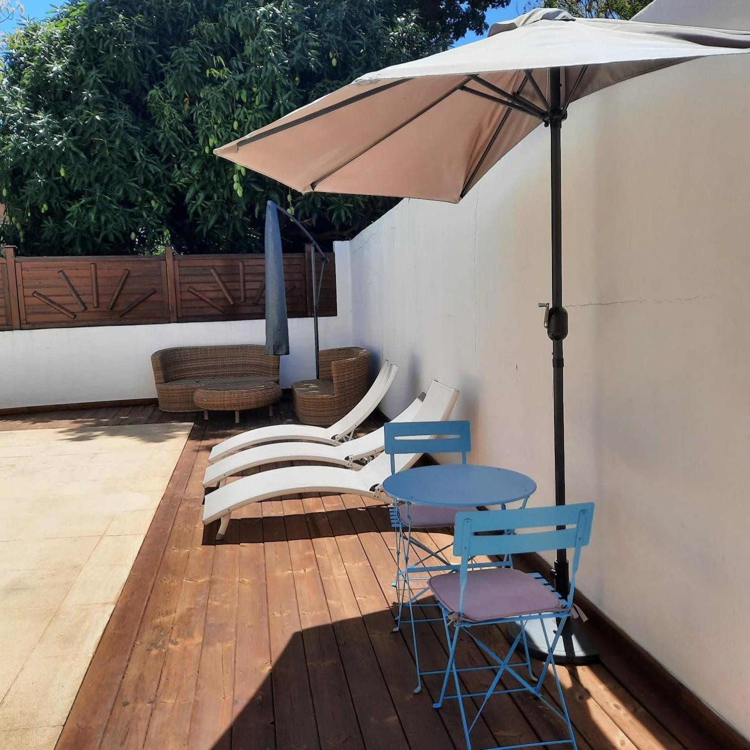 Studio Avec Piscine Privee, Idealement Situe Saint-Claude Exterior photo
